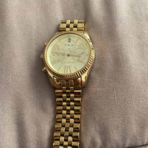 MICHAEL KORS GOLD WATCH - Picture 1 of 3